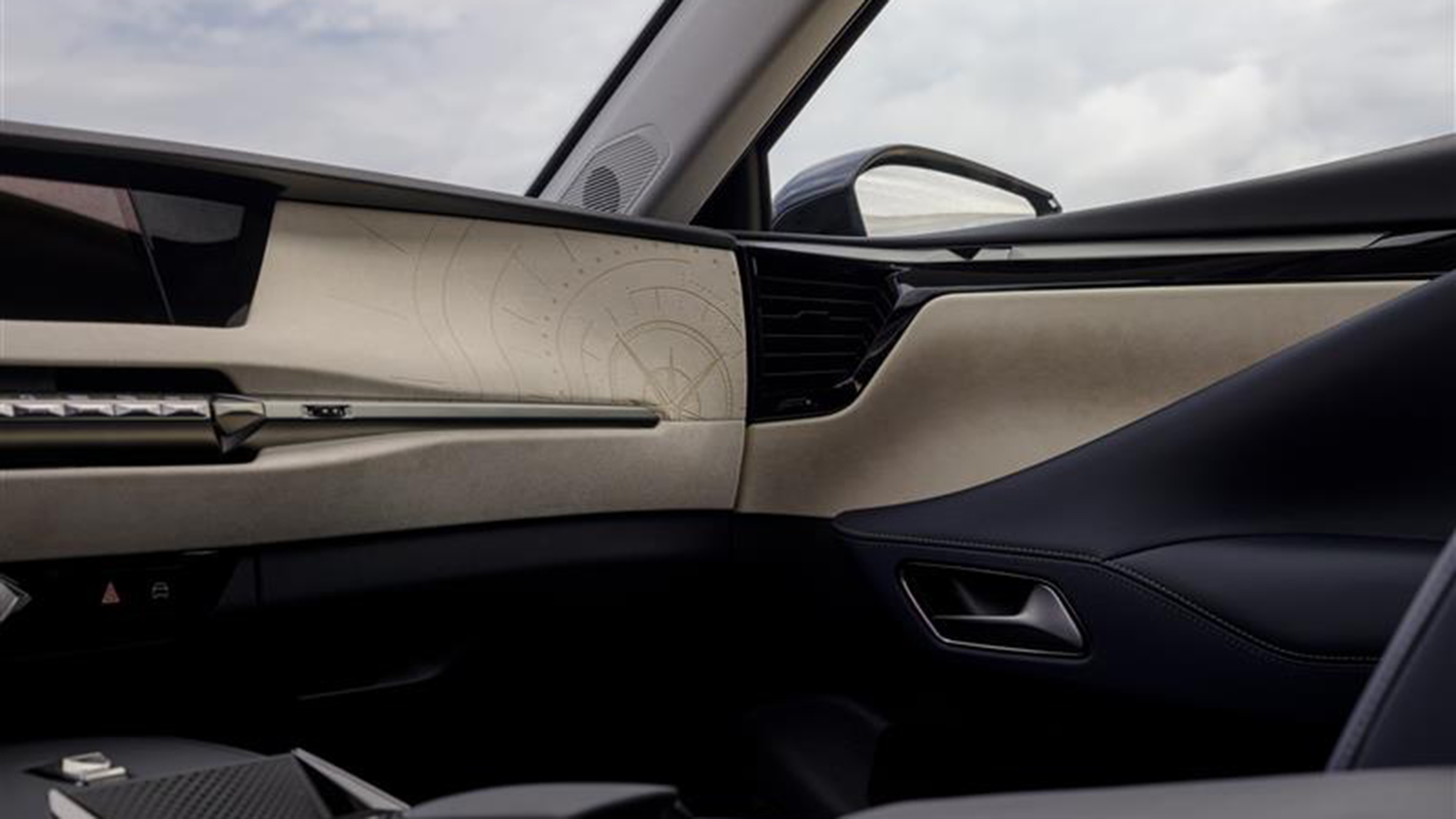 DS: Τα DS 3, DS Nο4, DS 7 και DS Nο8 απέκτησαν νέα έκδοση Jules Verne